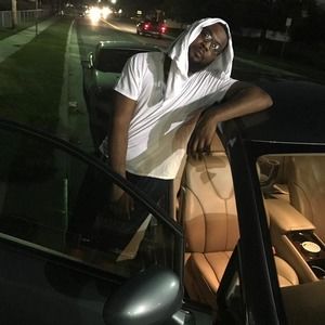 Meet your Posher, Moe